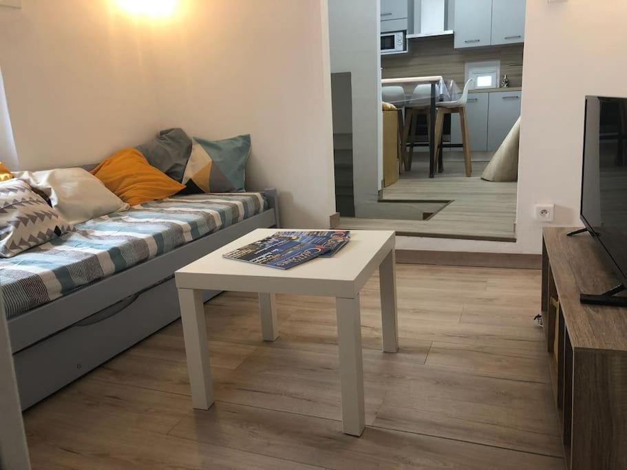 Au coeur de ville avec terrasse Céret Extérieur photo