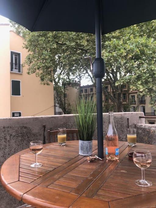 Au coeur de ville avec terrasse Céret Extérieur photo